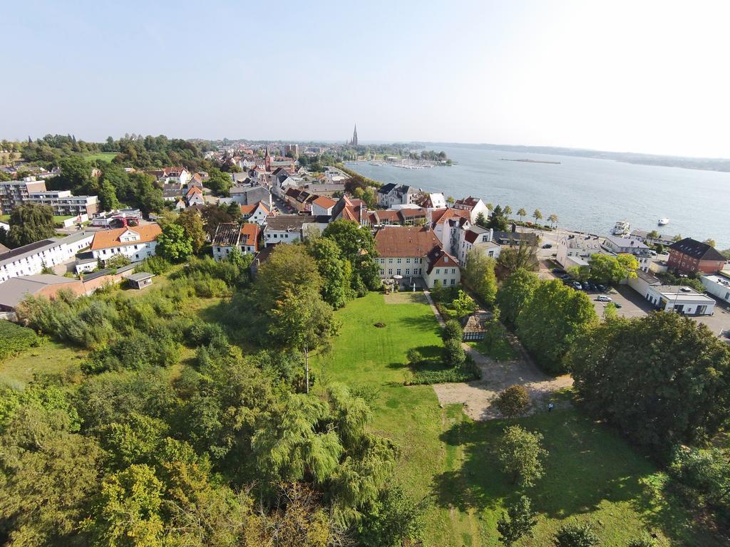 Hotel Zollhaus Schleswig Exteriör bild